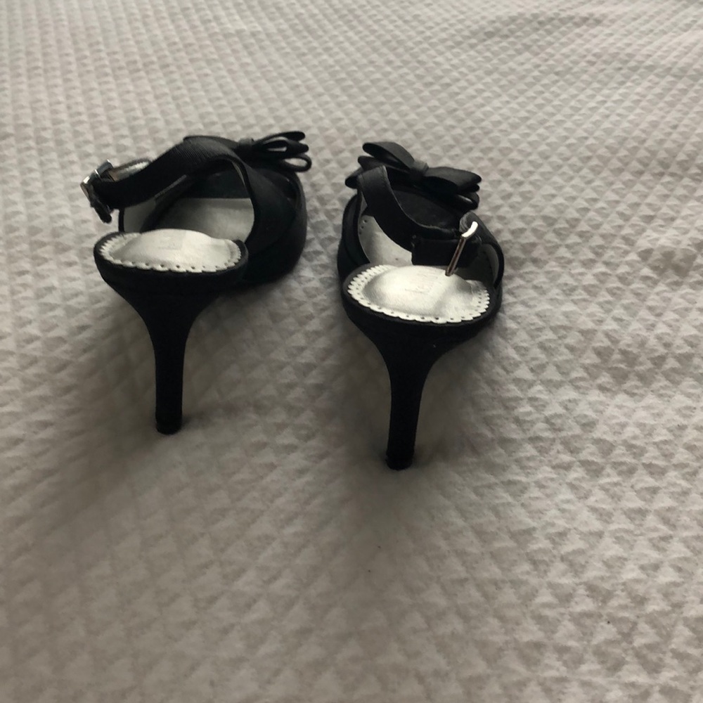 Matte black fabric sling back with bow detail - Picture 3 of 5